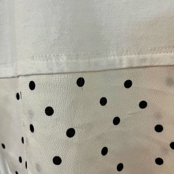 Vince Camuto Women’s White Top Polka Dot Extended Bottom Medium - Picture 5 of 13